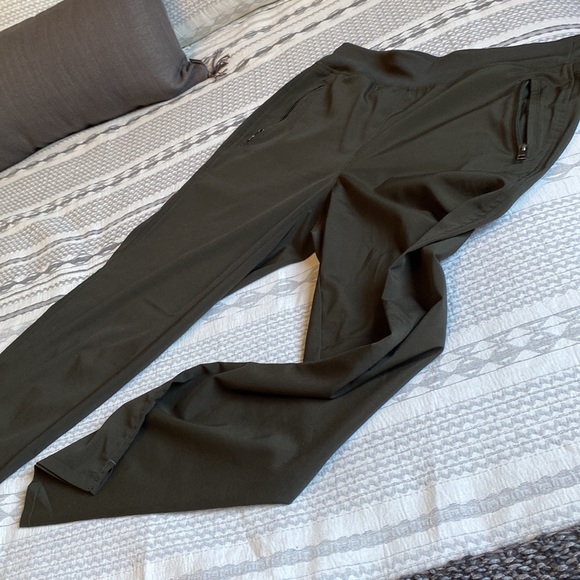 Chic sport long pants NWOT - Picture 2 of 8